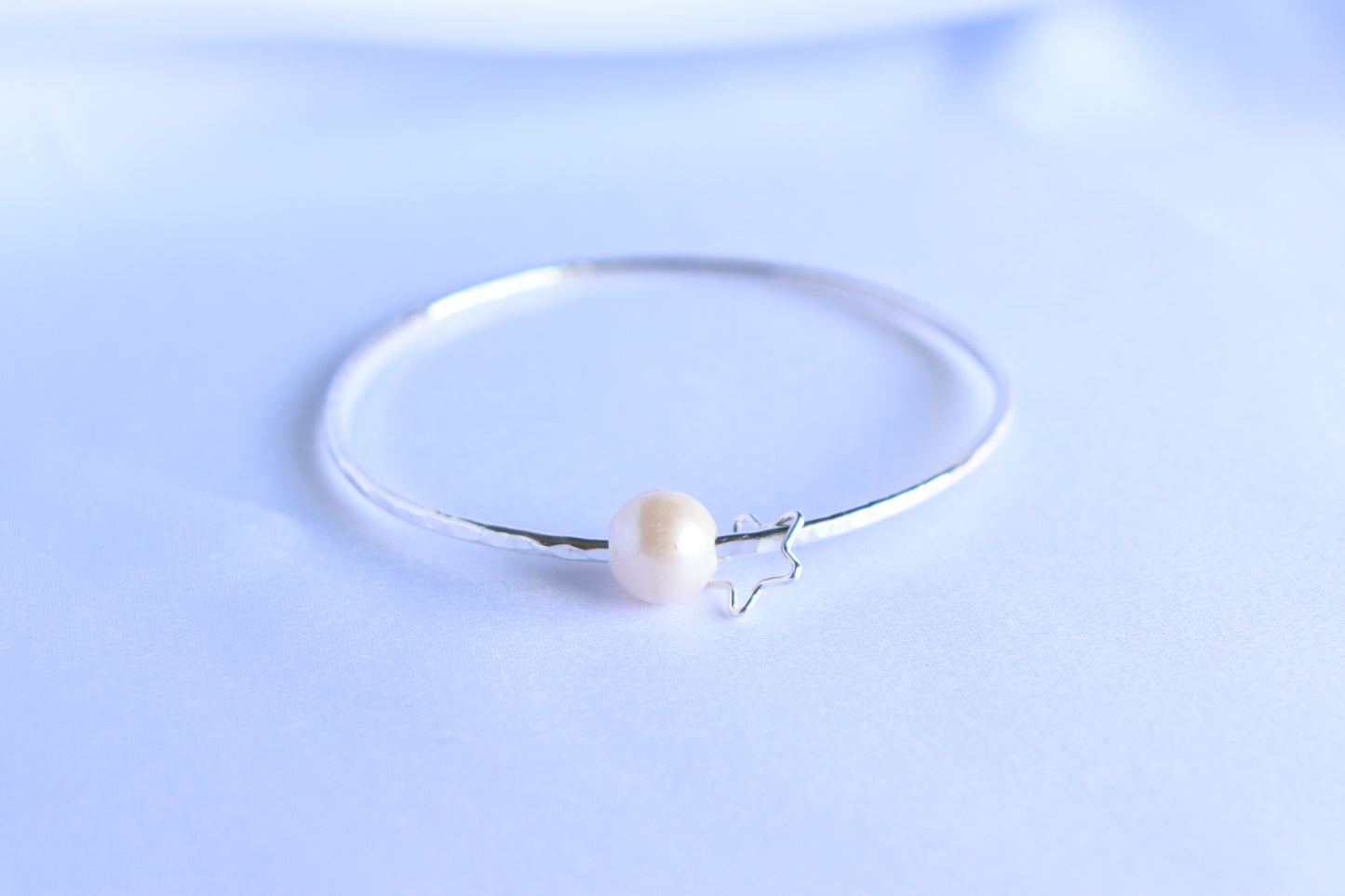 White Freshwater Pearl Bangle (Sz. 4.5-6.75)