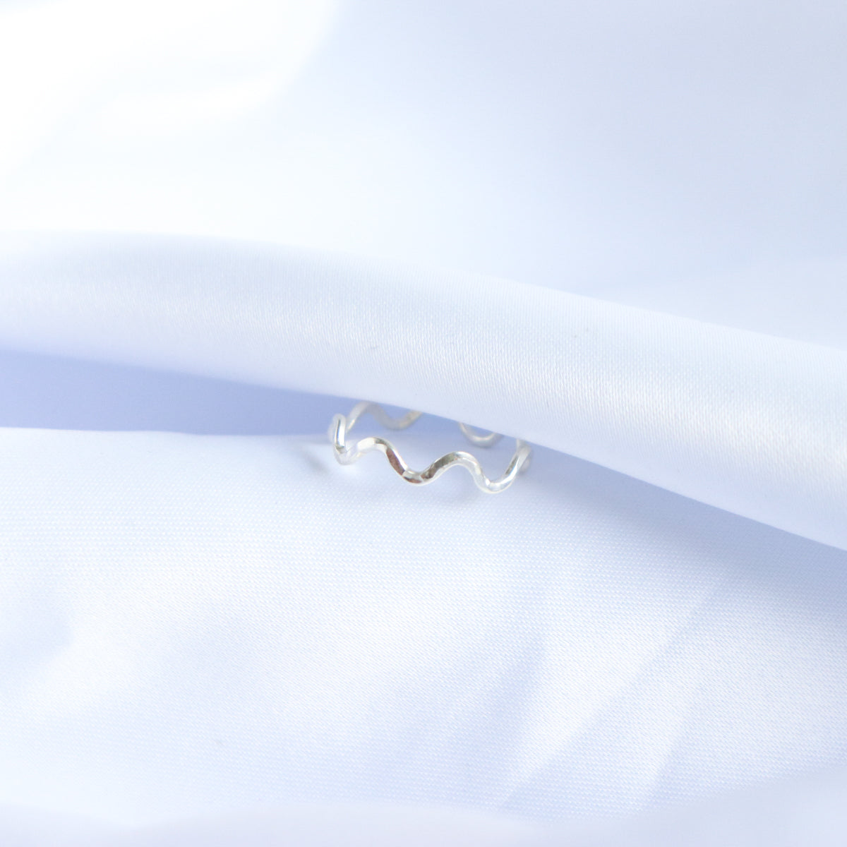 Wavy Ring