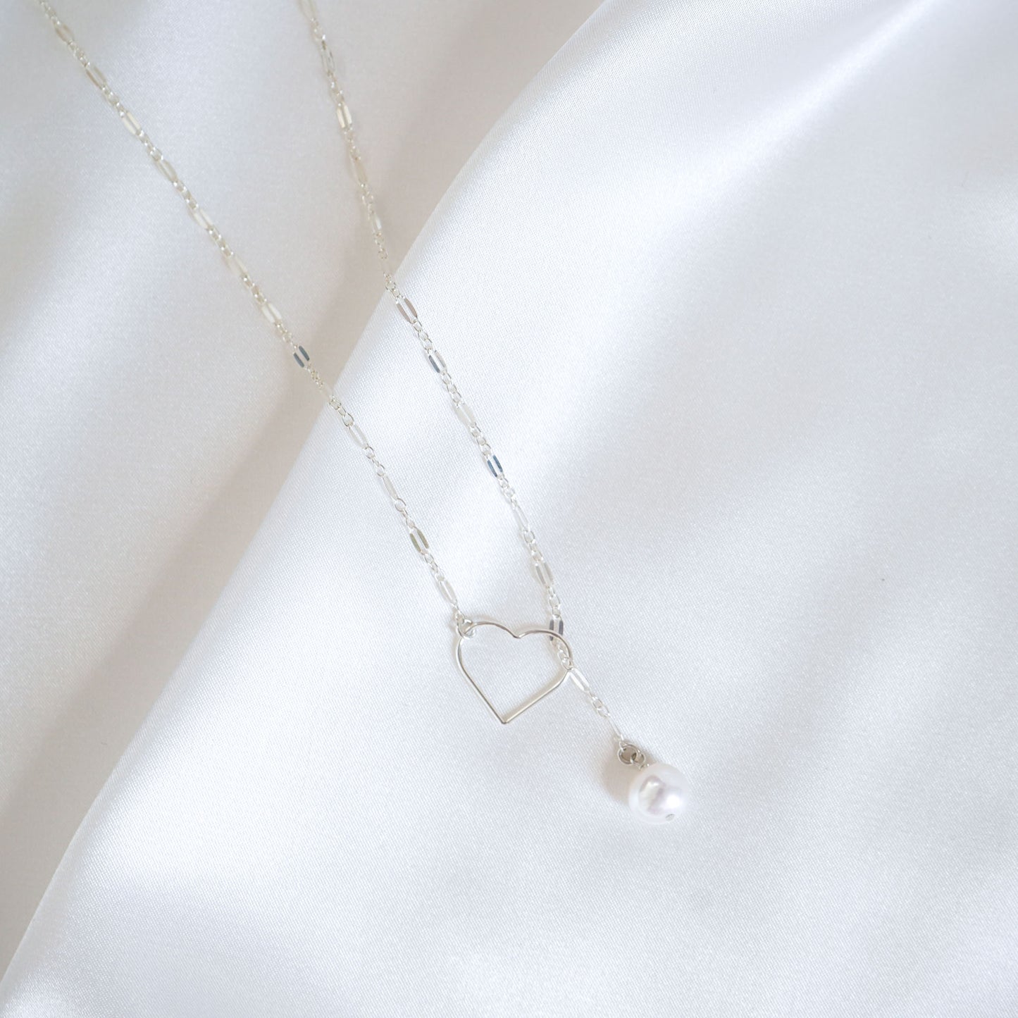 Maile Necklace White Freshwater Pearl