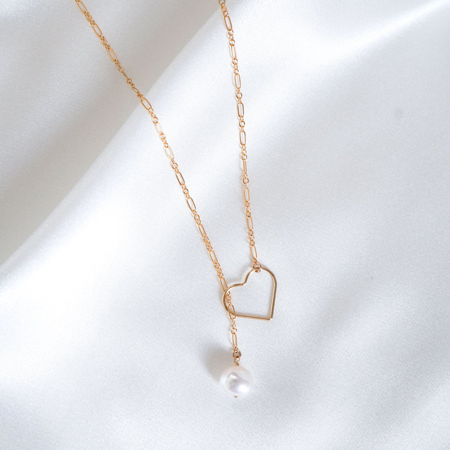 Maile Necklace White Freshwater Pearl