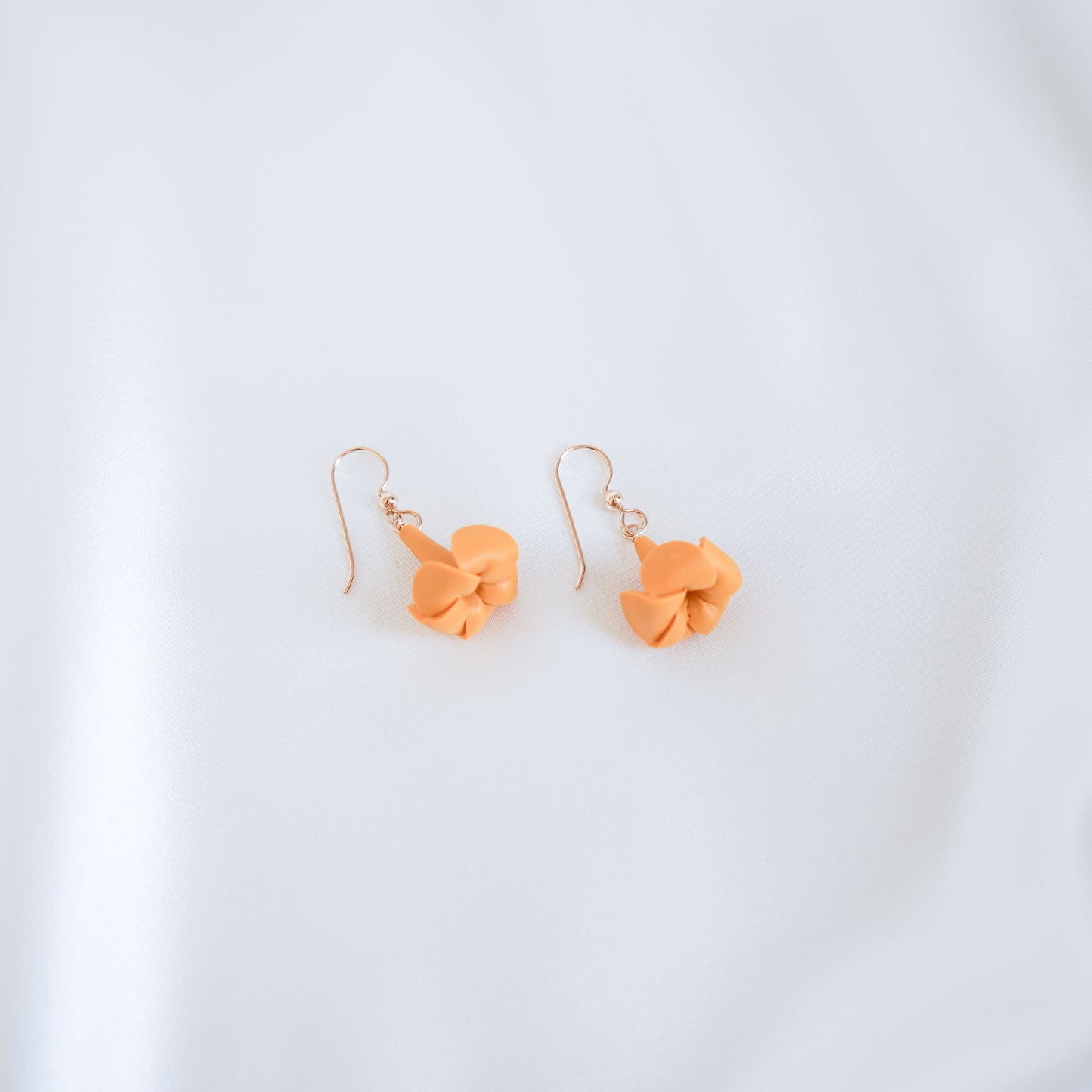 Puakenikeni Simple Earrings