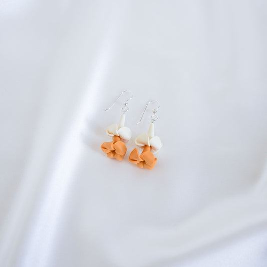 Puakenikeni 2 Flower Simple Earrings