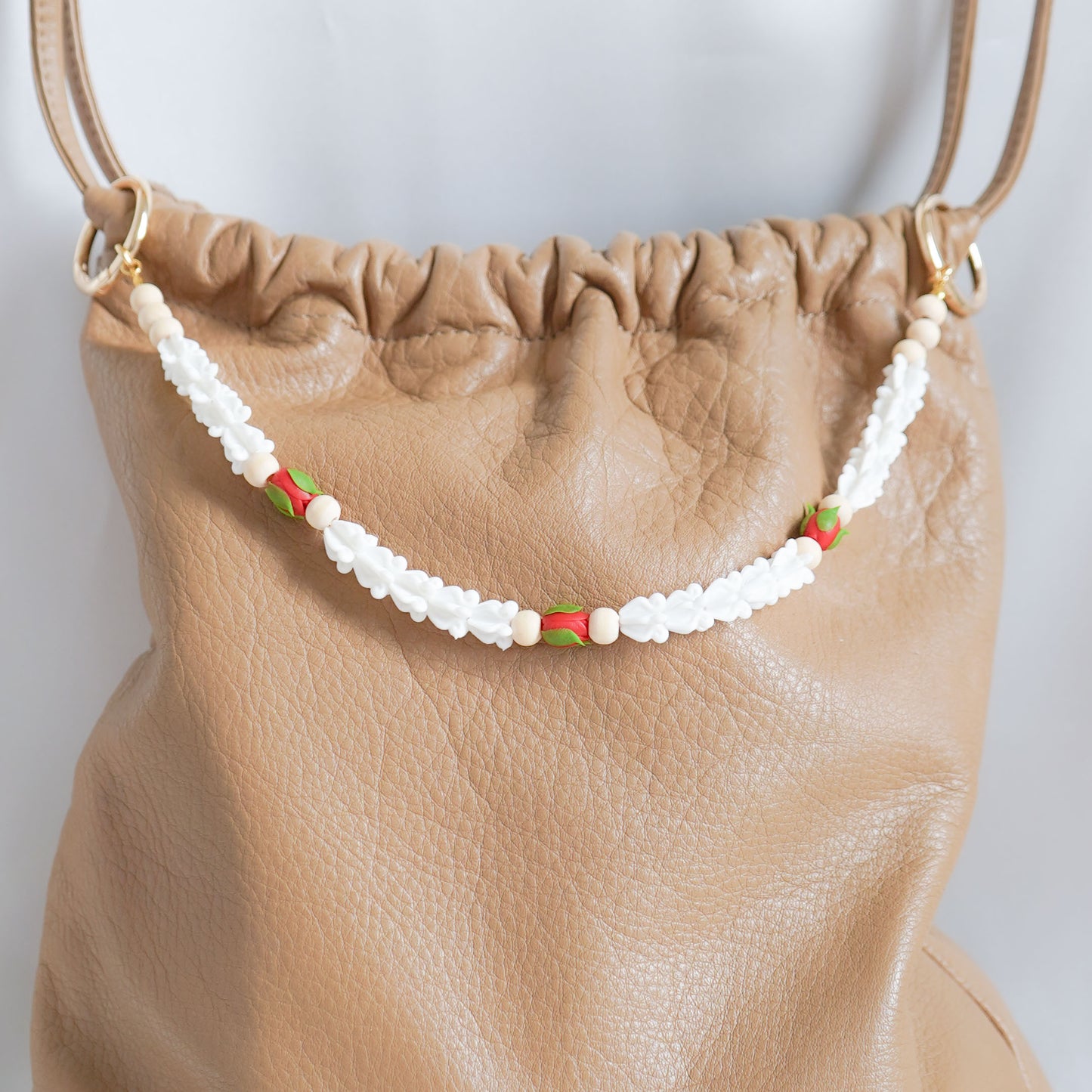 Bag Lei White Crown Flower & Red Rose