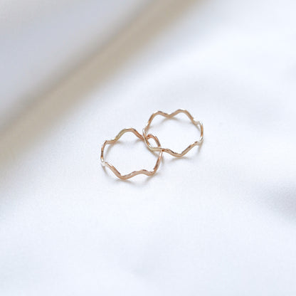 Wavy Ring