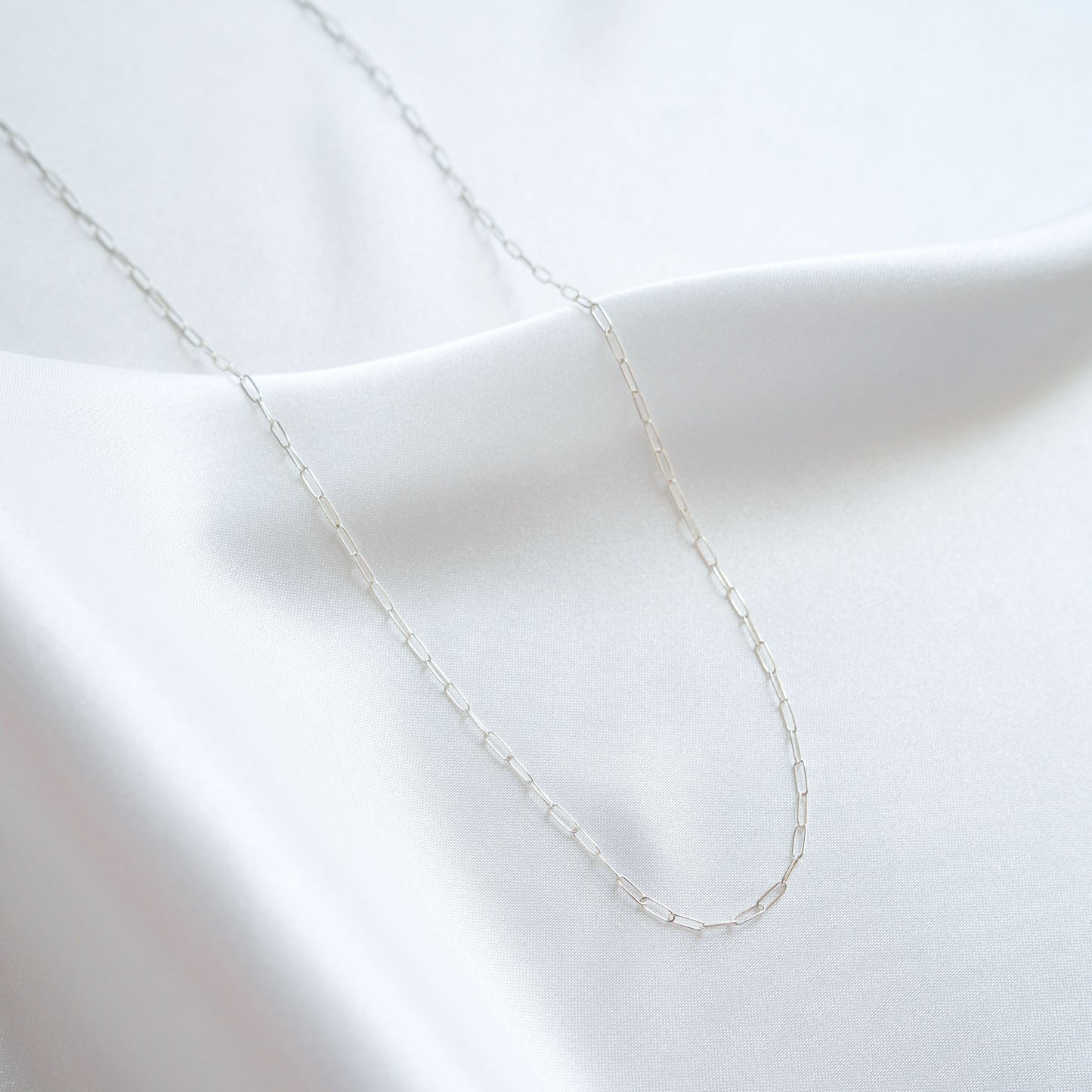 Thin Paperclip Chain
